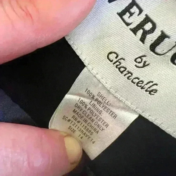 Verucci beaded jacket with matching sleeveless shirt. Size 14. M. Excellent cond - Picture 15 of 16